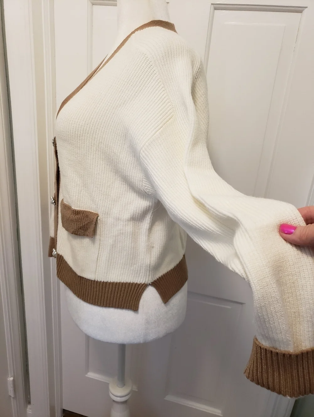 Laundry By Shelli Segal Cream & Tan V-Neck Button Cardigan Size XL, Stylish - Picture 8 of 10